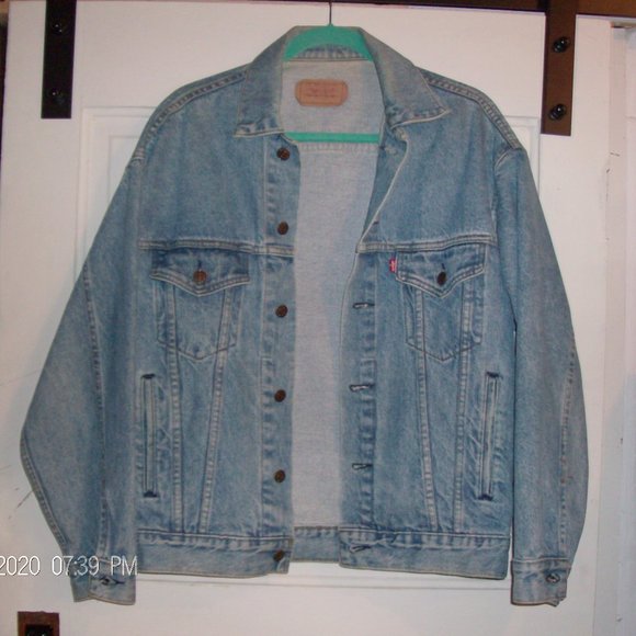 Levi's Jackets & Blazers - levis jean jacket